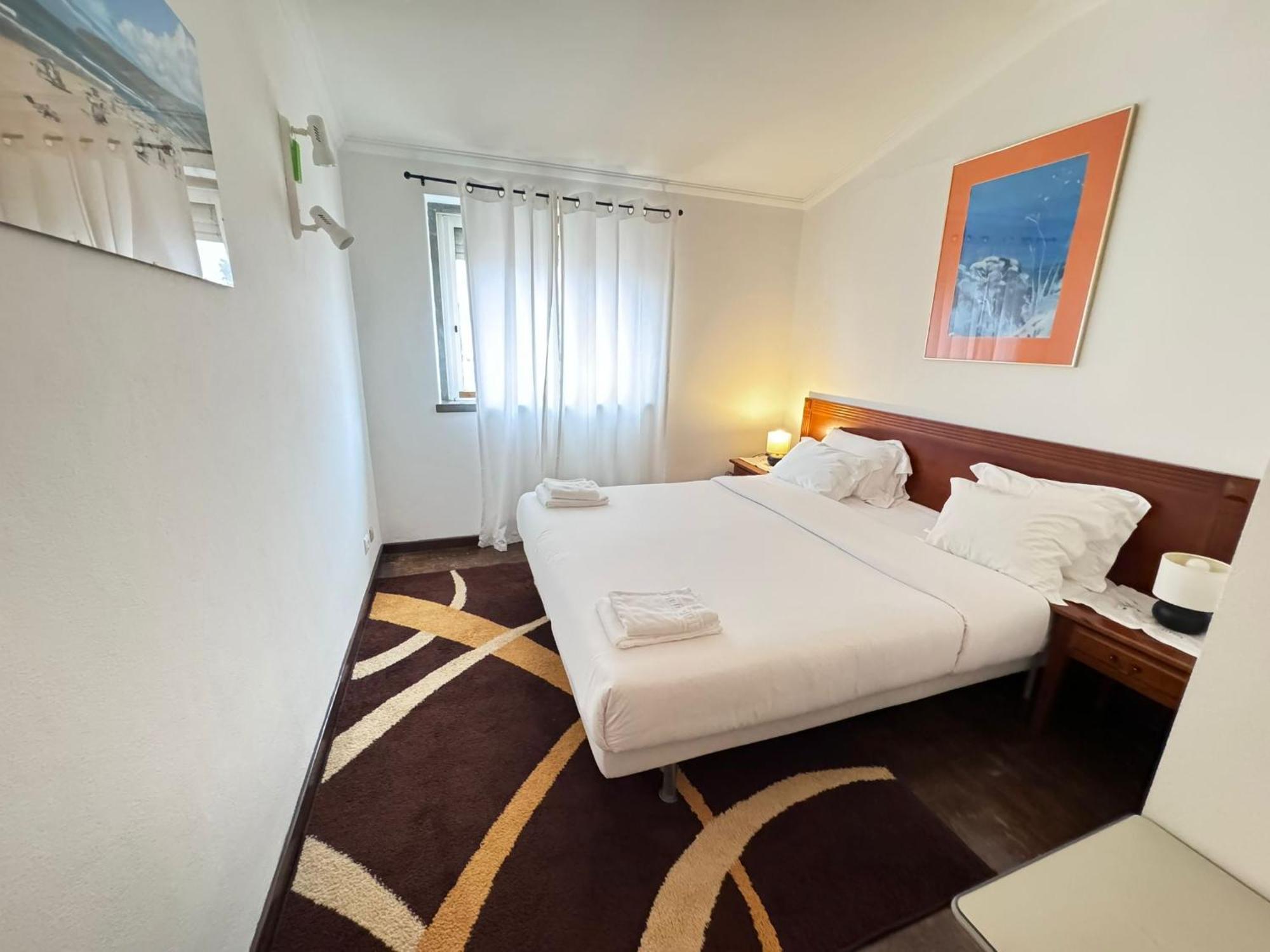 The Pearl - Cascais Guest House - City & Beach ภายนอก รูปภาพ